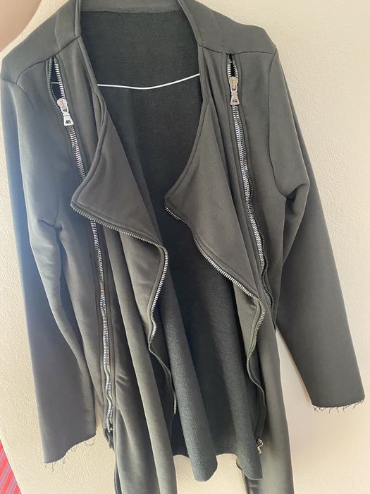 Vând bluză/hanorac verde închis!