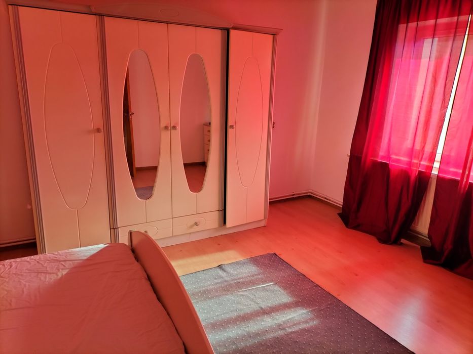 Închiriez apartament 1 camera