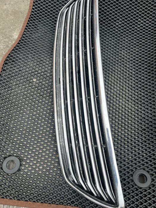 Продам решетку радиатора Марк 2