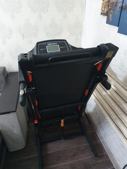 Беговой дорожка GENAU TR50 .