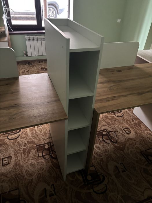 офисные столы.  ,