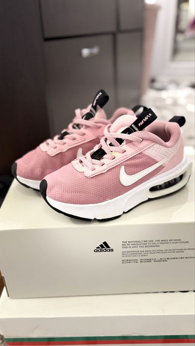 Маратонки на Nike