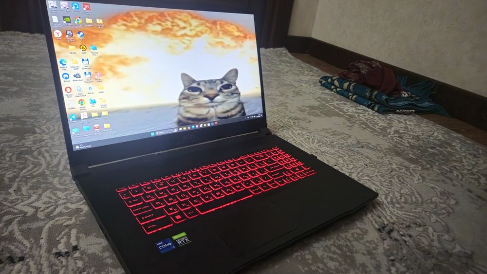 MSI Katana GF76 i7
