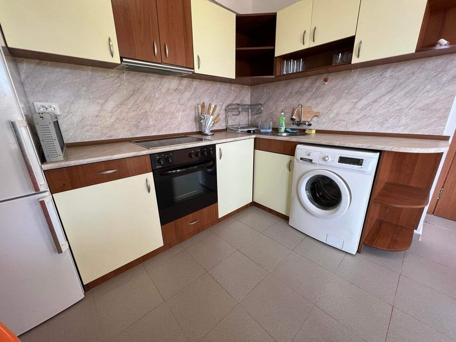 Дава се под наем Двустаен апартамент в Созопол - 57 кв.м за 178.5 € - Снимка #3