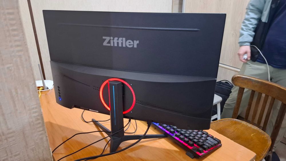 ziffler manitor 200hz