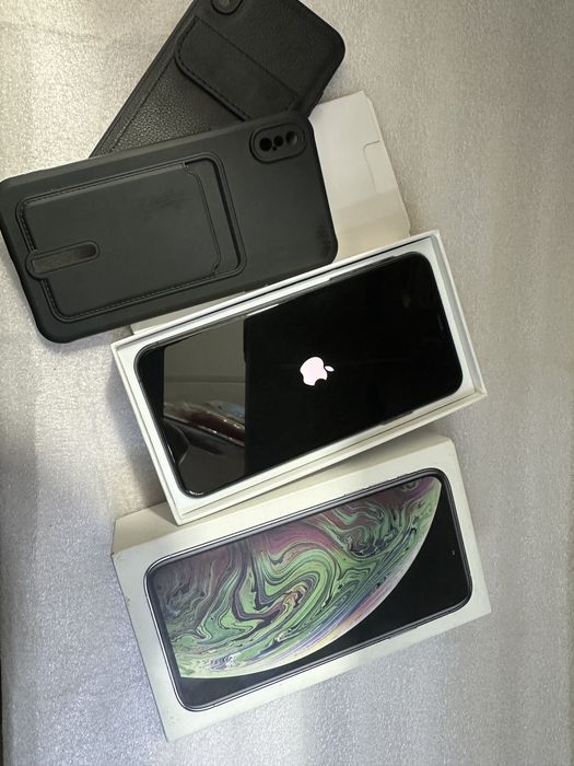 Apple iPhone XS max 64Gb LLA Black