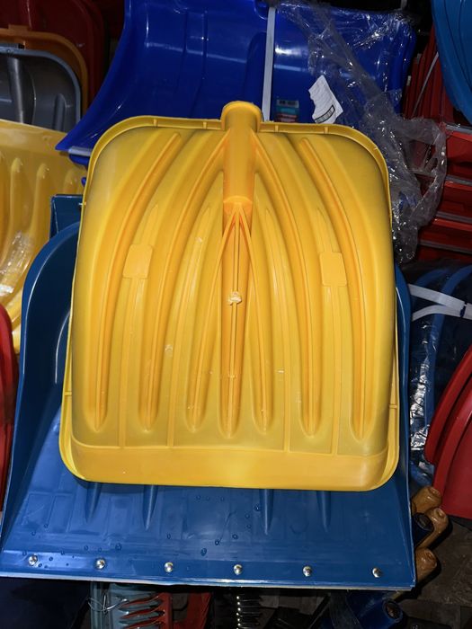 Лопата снегуборочный