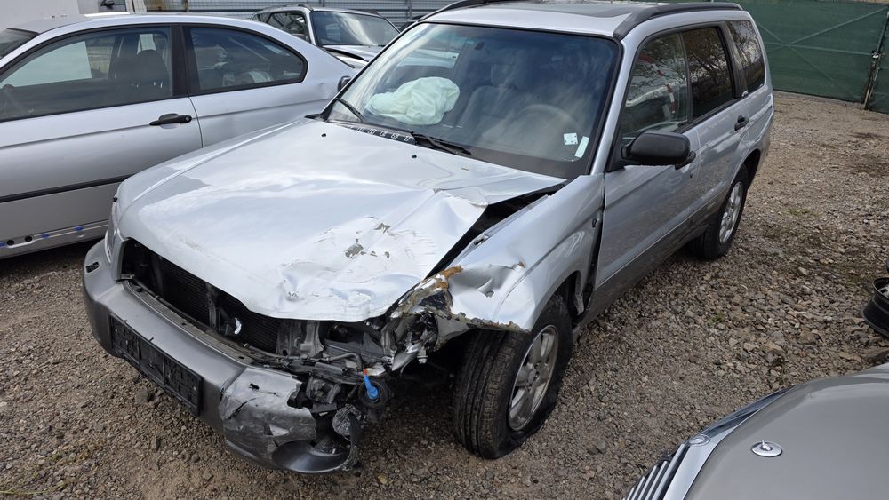 Subaru Forester 2.0i 125 к.с. 2003 На части