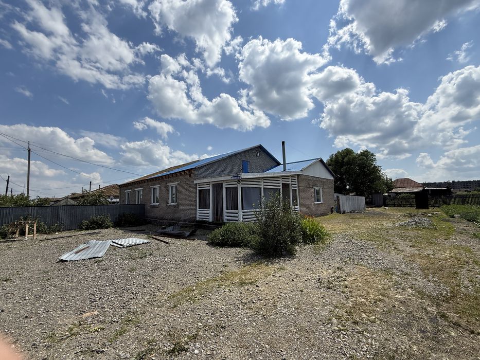 Продам дом с участком.