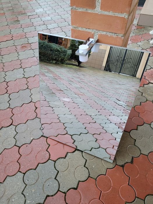 Vand oglinda cu rama lemn