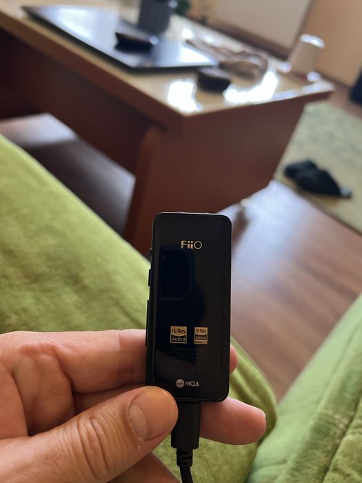 Vand FIIO M11 cu amplificator Fiio, folosit putin,