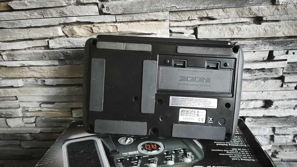 Procesor multiefect chitară Zoom G2.1u – Amp Modeling, USB Audio Interface și pedală de expresie