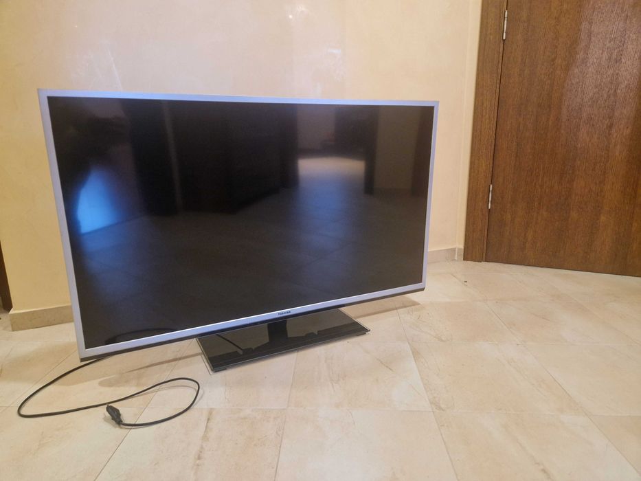 Телевизор TOSHIBA неработещ