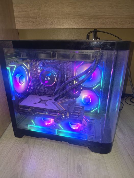 PC Gaming Ryzen 7 5700X3D 32GB Ram RX5700XT