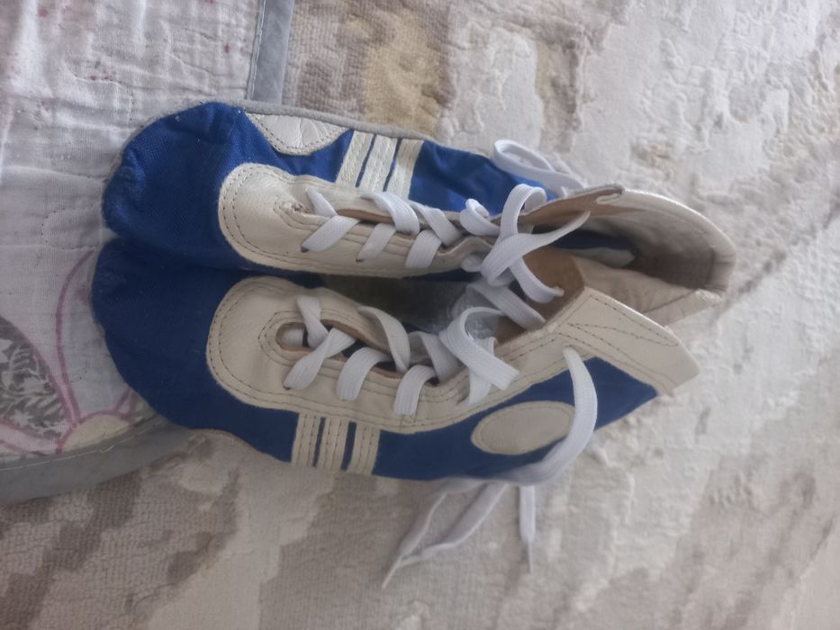 Продам борцовки для борьбы