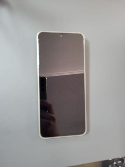 Продам телефон хуавей нова 13I