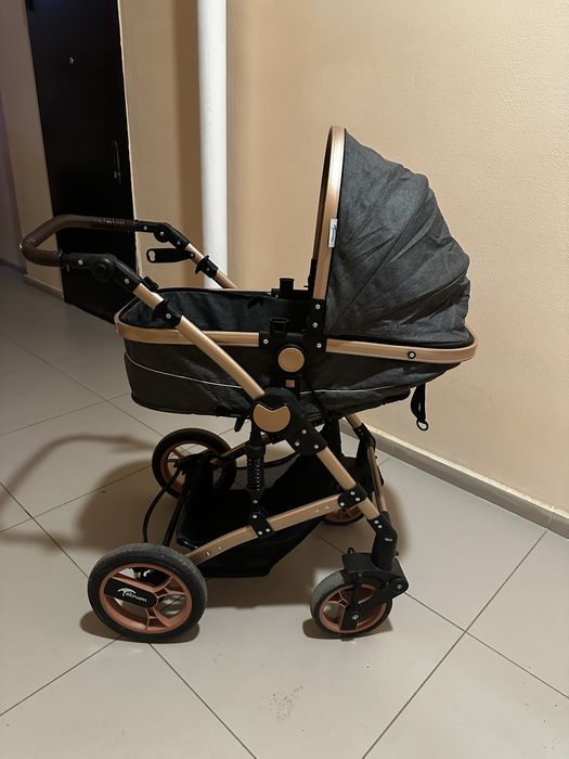 Продам коляску в хорошем состояний