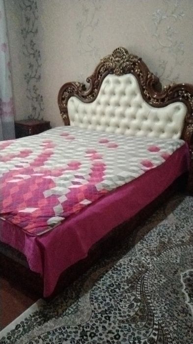 Yotoqxona mebeli, ozgina ishlatilgan