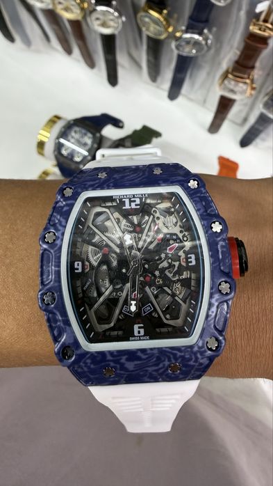 Стиль и драйв: часы в духе Richard Mille