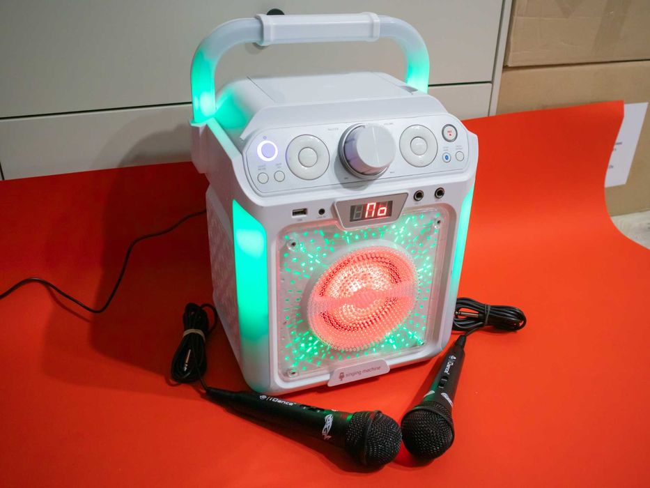 Singing Machine Groove караоке система Bluetooth LED светлини RCA