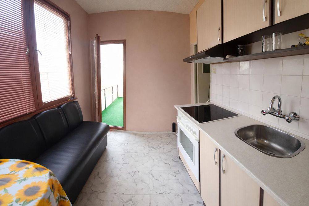 Дава се под наем Едностаен апартамент в София, Люлин 2 - 48 кв.м за 478.38 € - Снимка #1