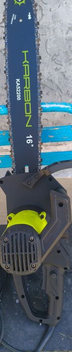 Электро-пила почти новая