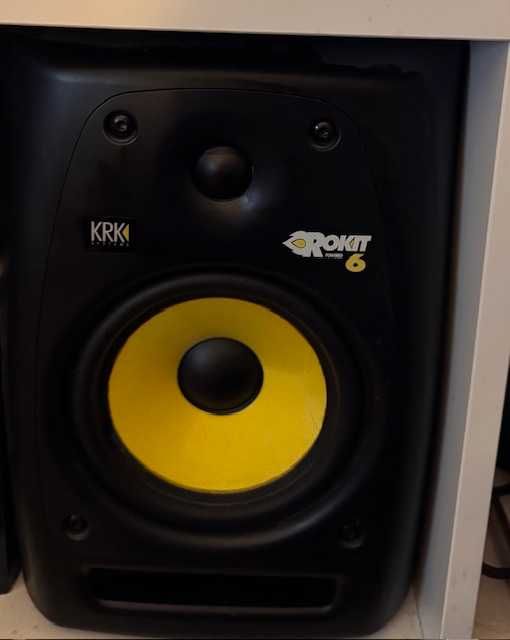 KRK RP6G2 Rokit G2 Активни студийни тонколони