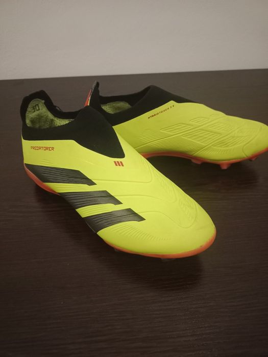 Новинки бутсы адидаса