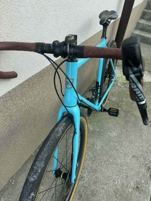 Велосипед гравел Kona Rove Ltd колело