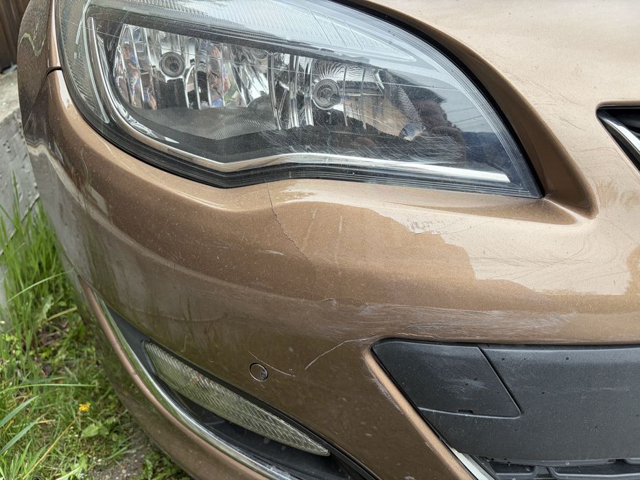 Opel Astra J 1.4T автомат 108000км