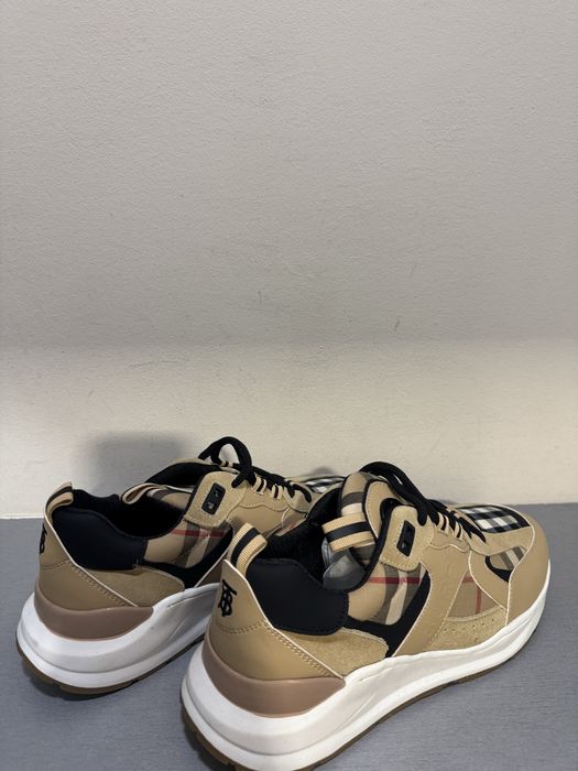 Мъжки обувки Burberry