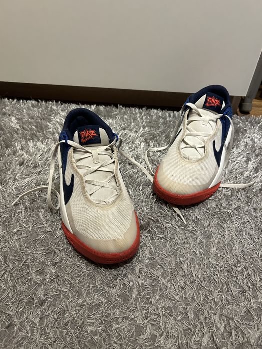 Adidasi nike in stare buna