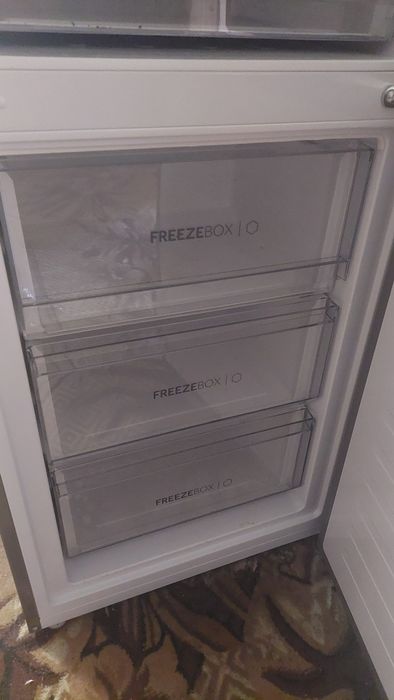 Нов хладилник в гаранция no frost HAIER