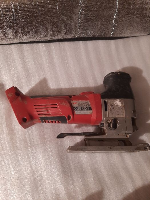Milwaukee Pendular.m18