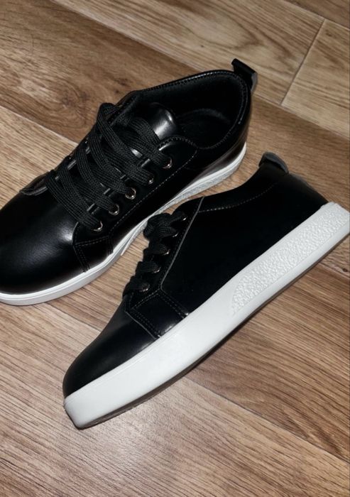 продам новые кеды