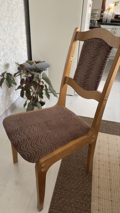 Стулья, в хорошем состоянии,