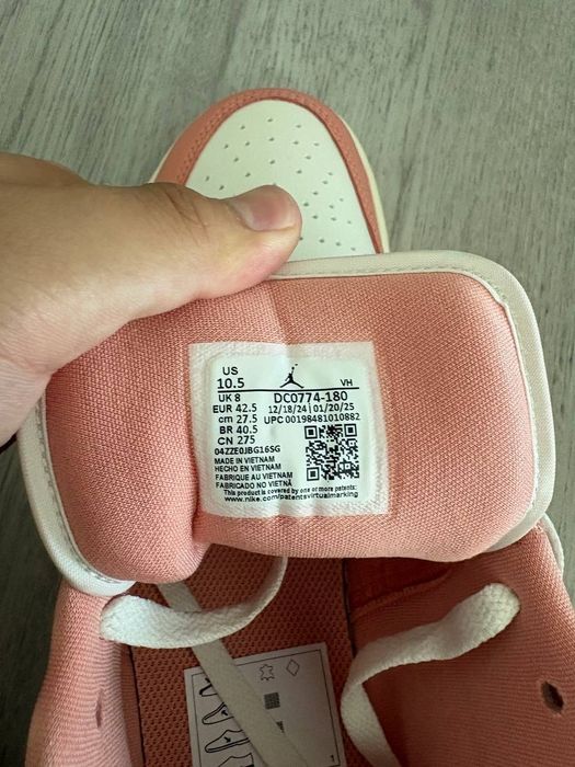 Air Jordan 1 low
