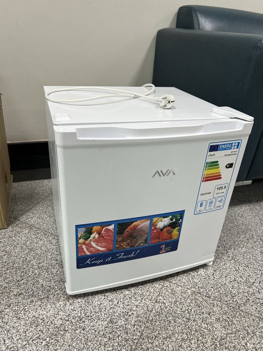 Продам Холодильник Мини Бар