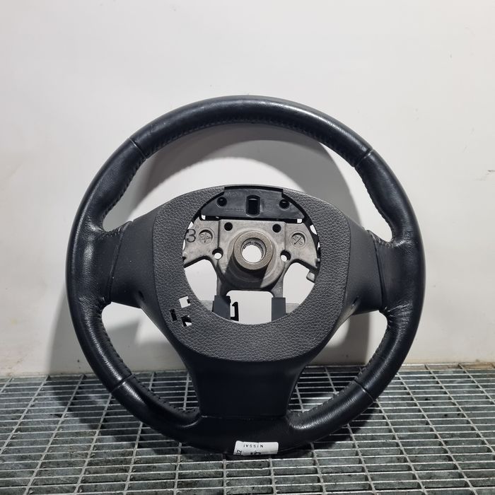 Volan Nissan X - Trail T32 - (1495)