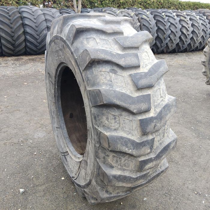 Cauciucuri 18.4-26  Bkt Anvelope REZISTENTE tractor