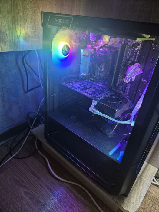 Срочно Продам компьютер с мониторм