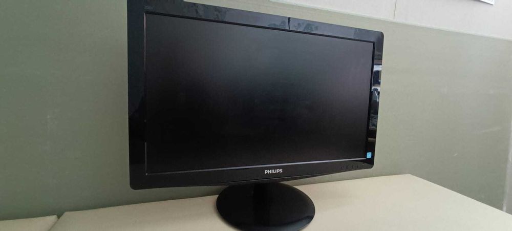 Продам монитор PHILIPS 206V3LSB .