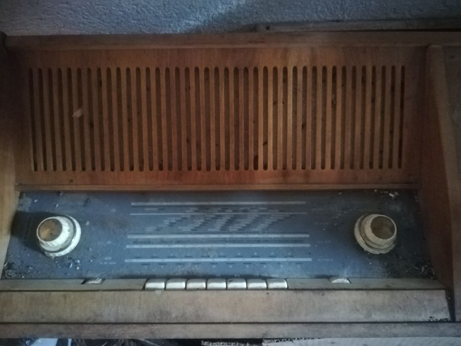 Ретро радиа и грамофон