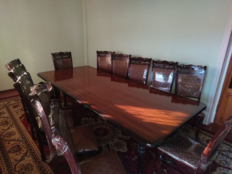 Stol stul 12 tali stenka shkaf trimo sotiladi