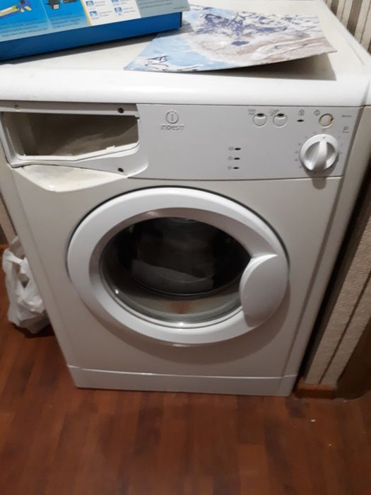 Стиральная машина Indesit WIA101