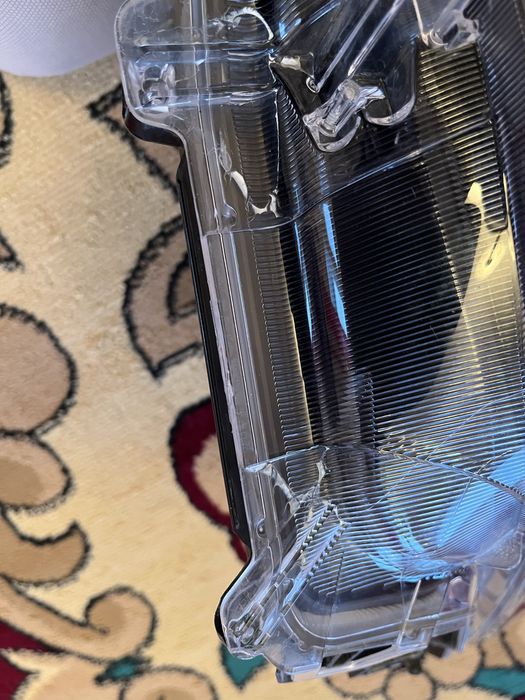 Фара Тайота каролла 2023 г. в