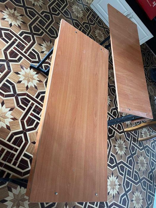 продам бу парты и стулья