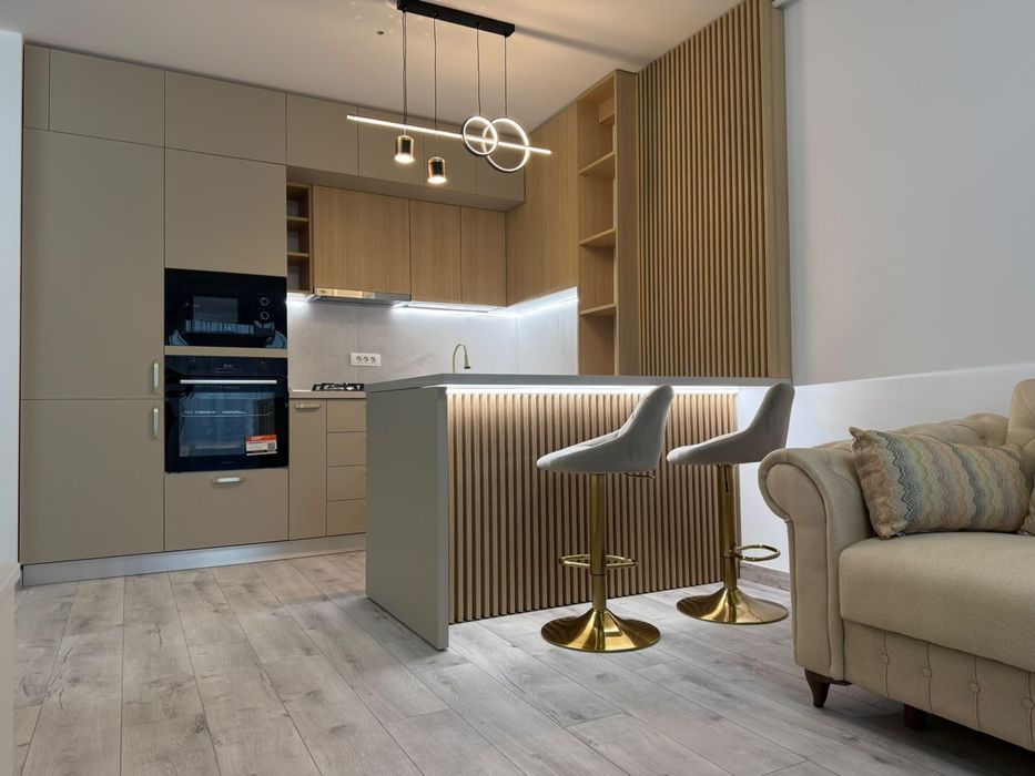 Închiriez apartament ultramodern