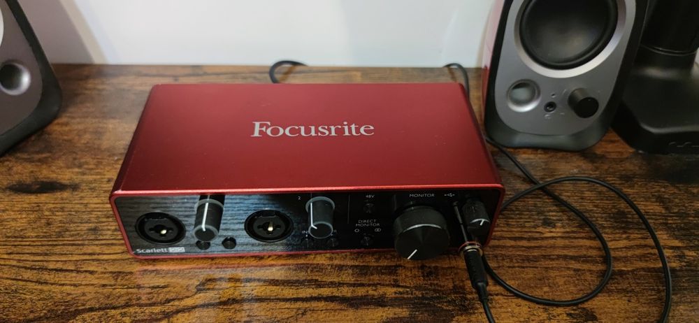 Interfata audio Focusrite Scarlett 2i2 mk3