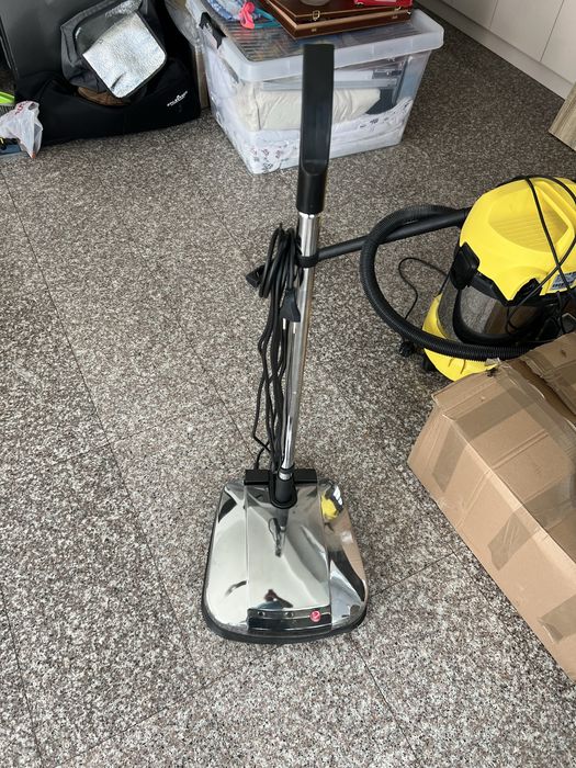 Aspirator cu abur Hoover – stare impecabilă
